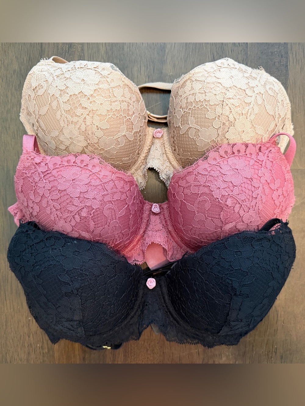 Victoria's Secret DREAM ANGELS
Lightly-Lined Classic Coverage Demi Bras